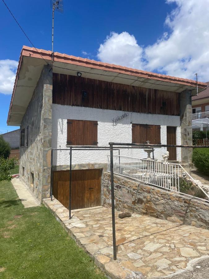 Chalet xeitosiño Astorga Extérieur photo